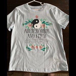 Abercrombie kids tee. Sz 7/8. Never washed or worn
